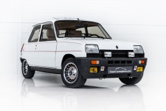 Renault-5-Alpine-Turbo-1