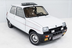Renault-5-Alpine-Turbo-4